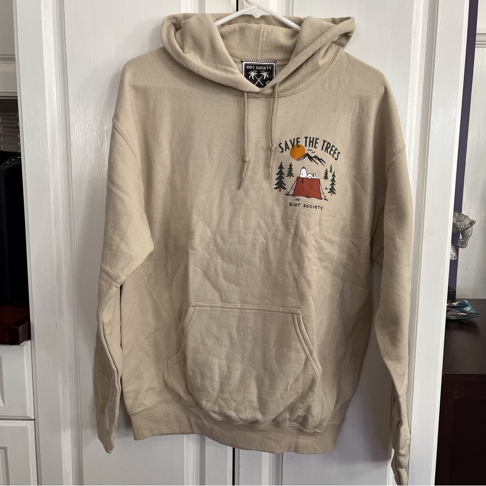 Riot Society Peanuts Snoopy Save The Trees Hoodie Mens M New